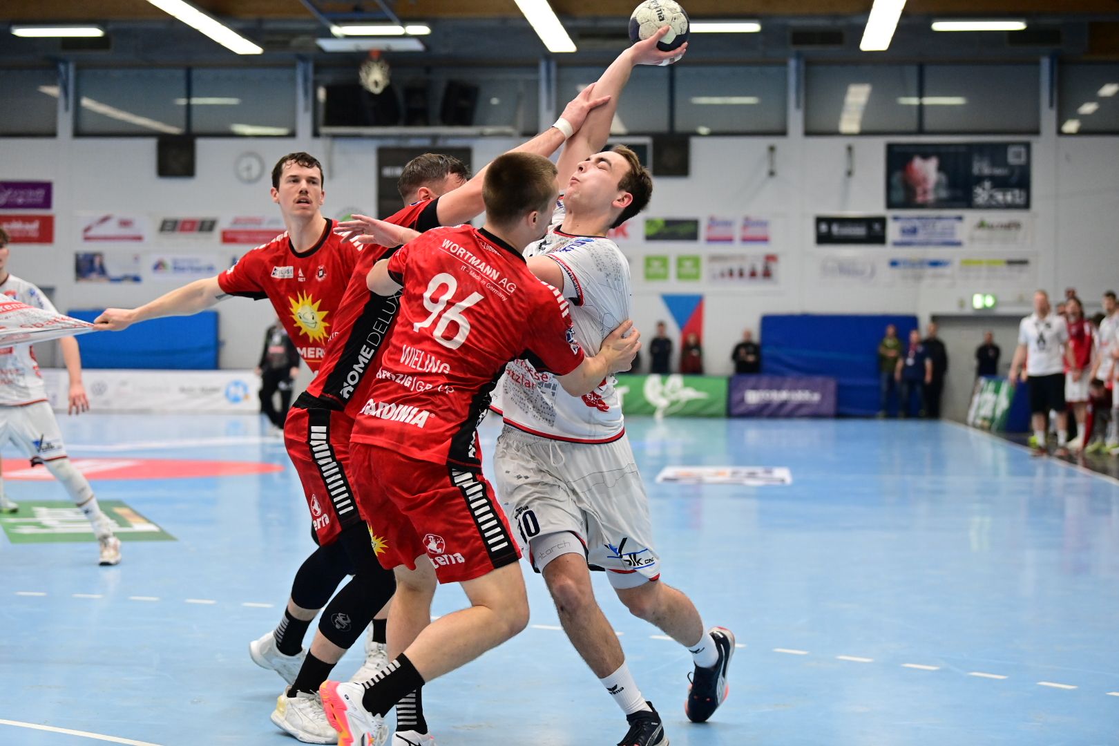 Lübbecke beendet die Heimserie