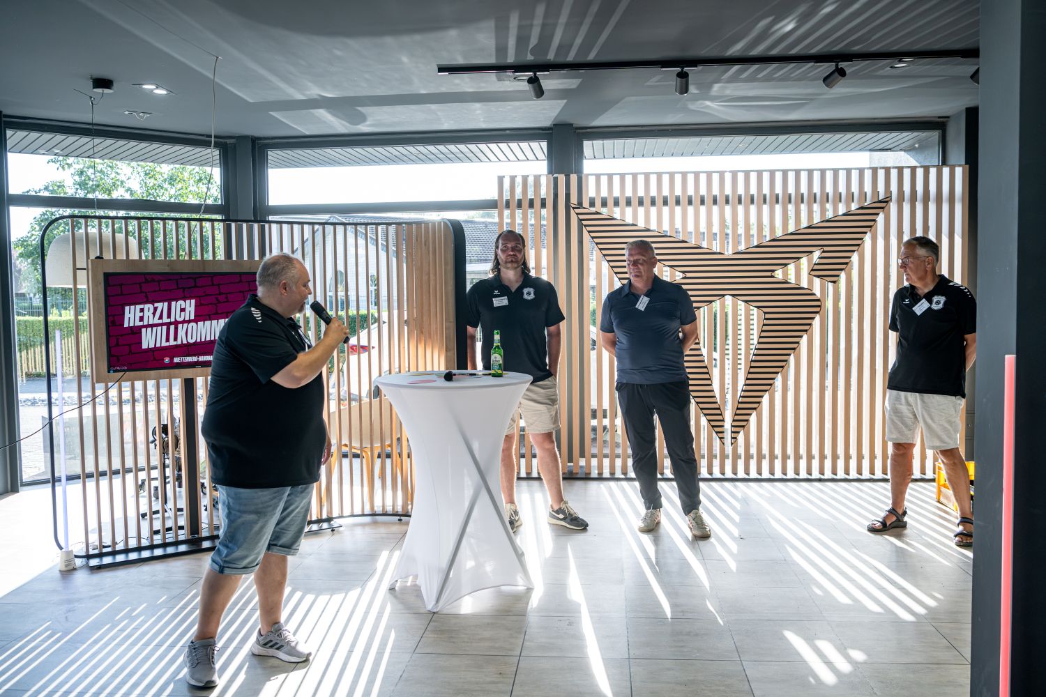 Teampräsentation im Autohaus Kleinschlömer