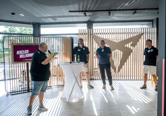 Teampräsentation im Autohaus Kleinschlömer